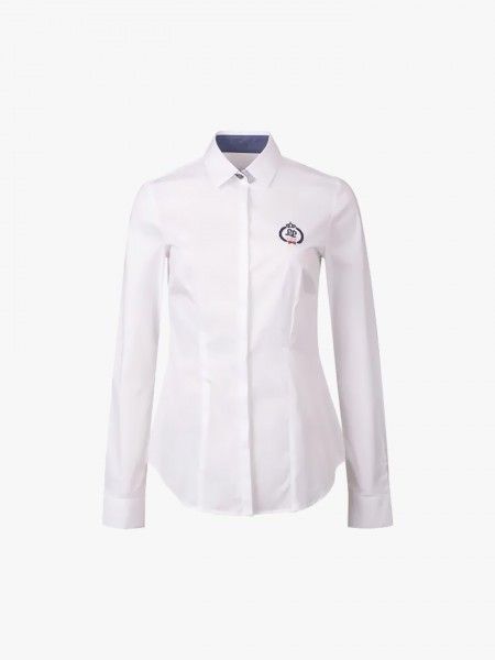 Camisa com bordado Camisa com bordado
