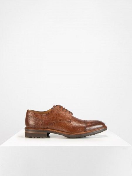 Sapatos brogue