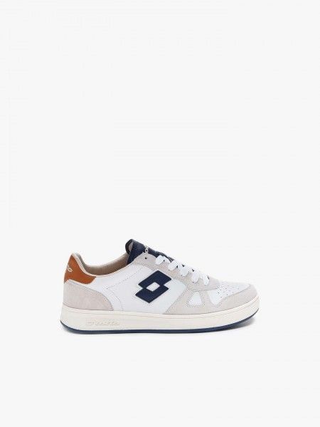 Sapatilhas perfuradas