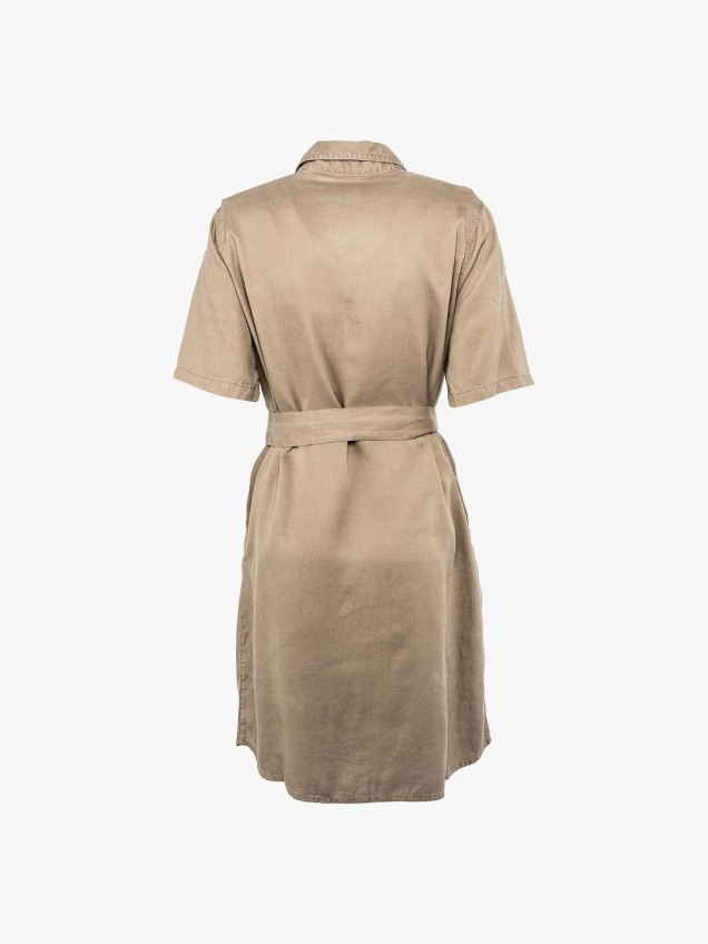 Vestido camiseiro curto
