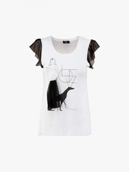 T-shirt com aplica��es
