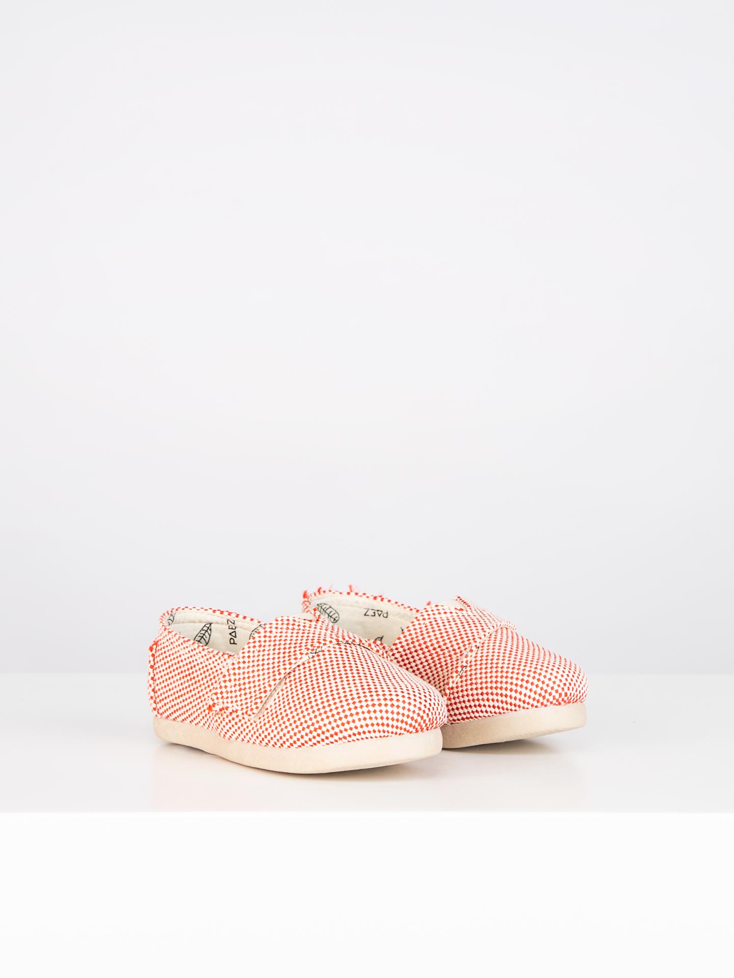 Alpargatas em velcro