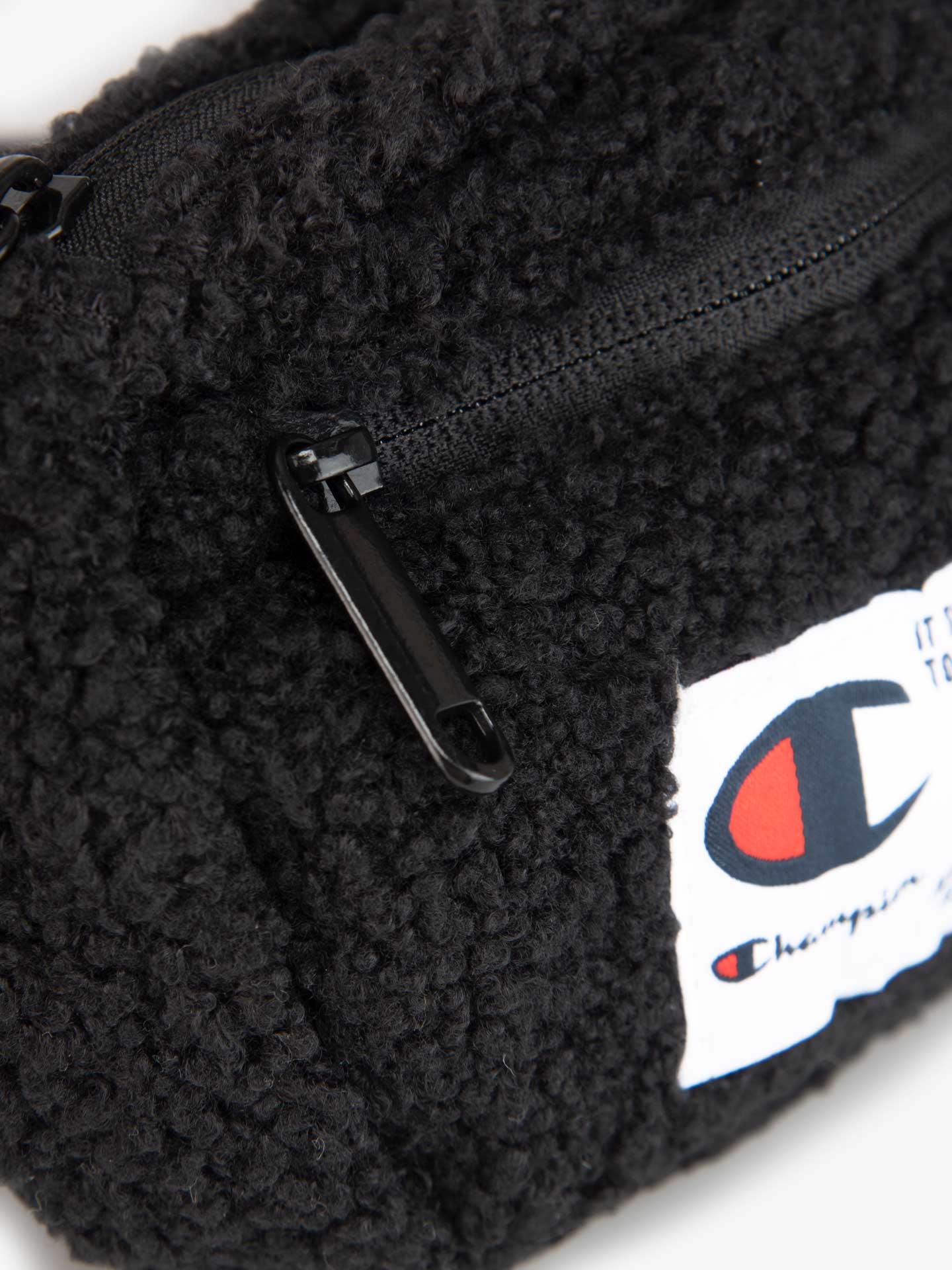 Fanny pack em Efeito de Pelo