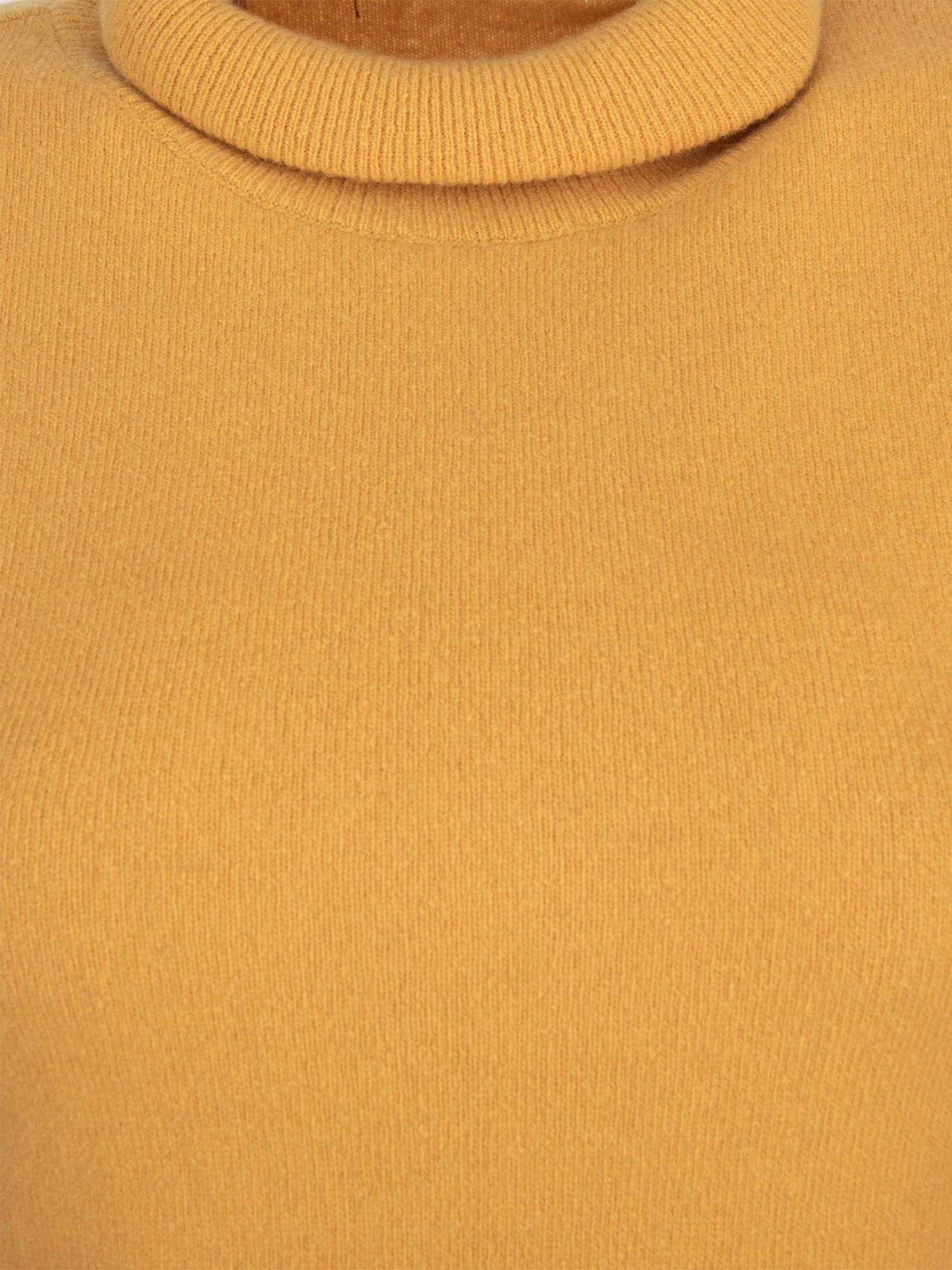 Camisola de Gola Alta
