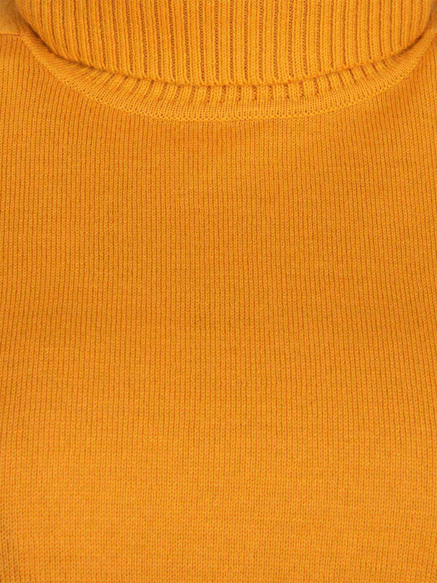 Camisola de Gola Alta