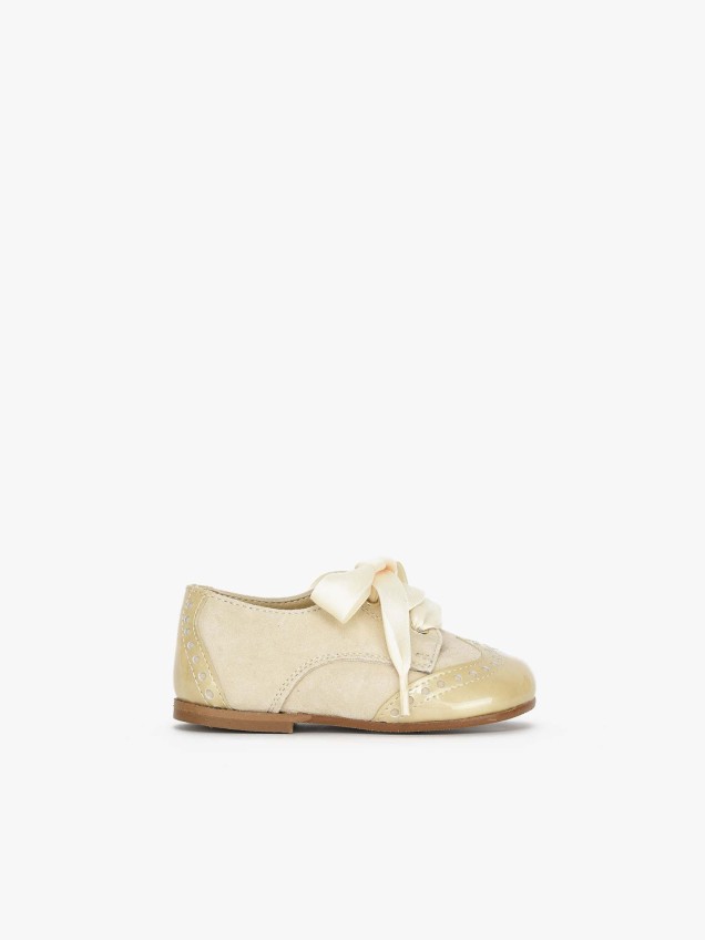 Sapatos com Laçada