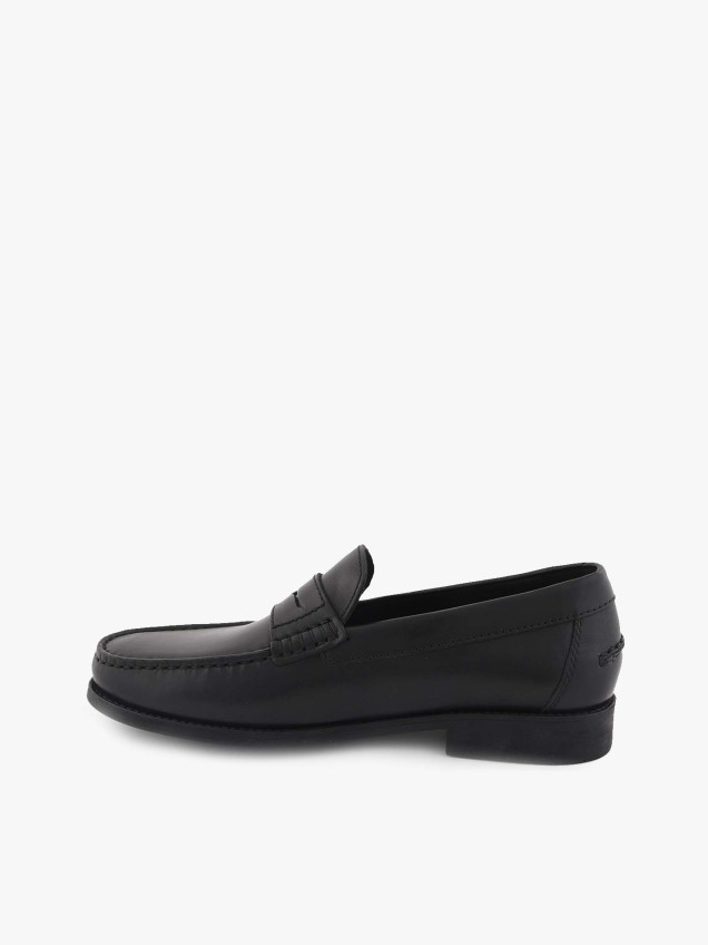 Loafers em Pele