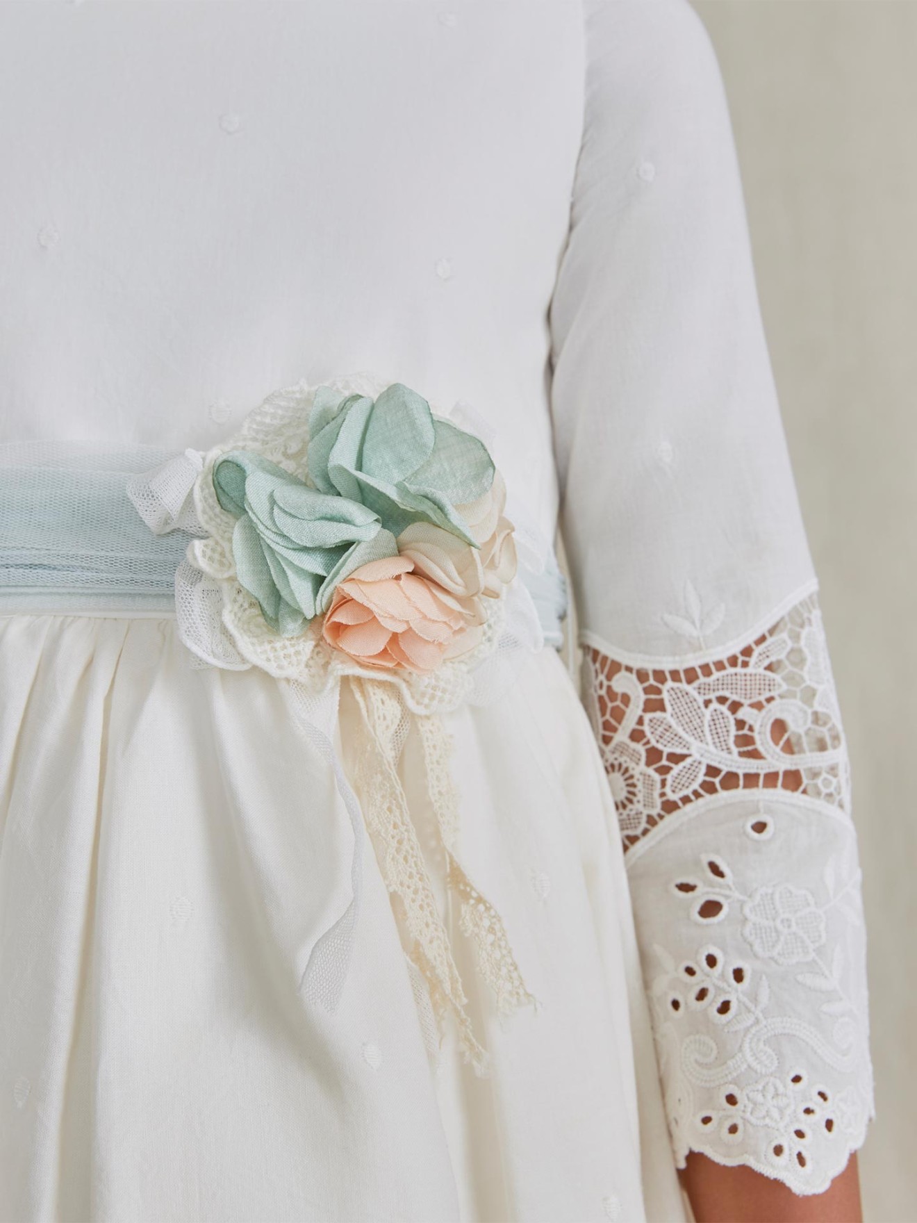 Vestido de Cerimónia Bordado