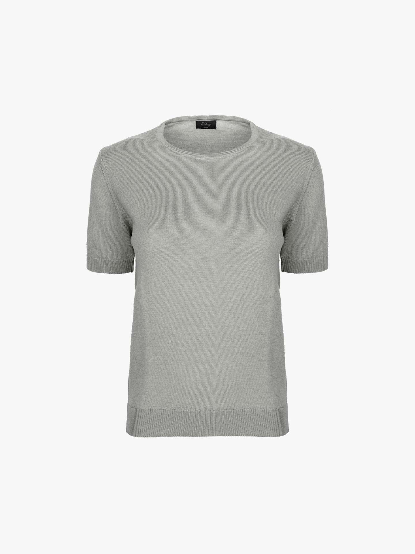 Conjunto casaco e t-shirt