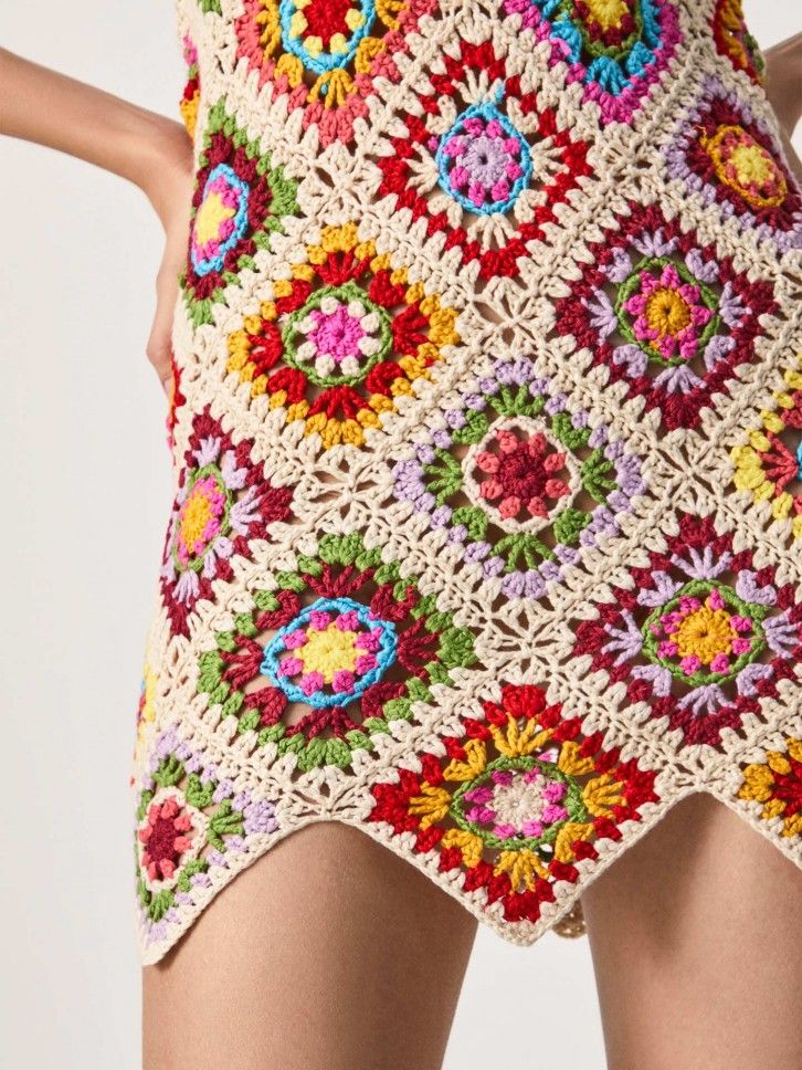Vestido Curto de Crochet