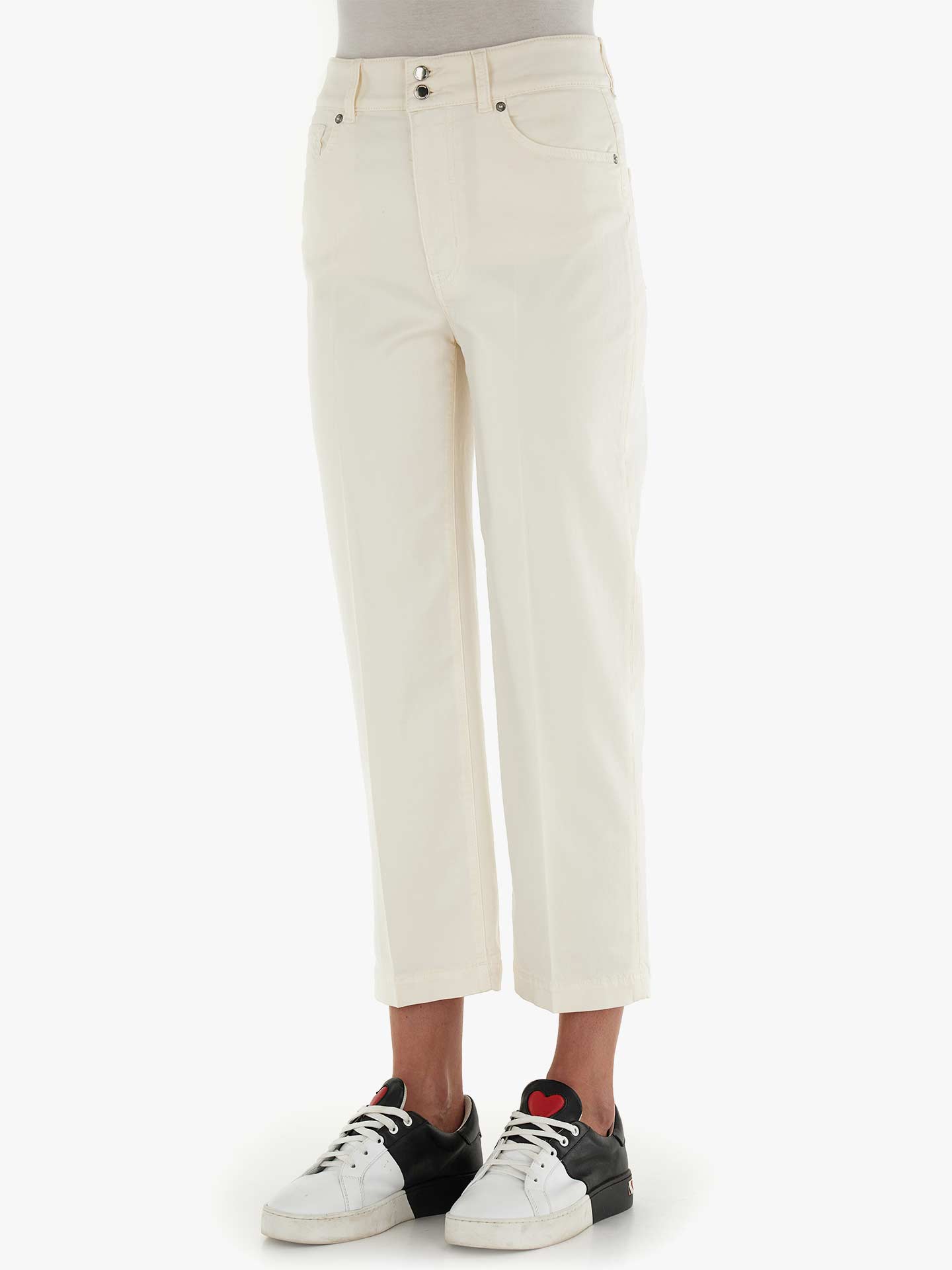 Calças Retas Vincadas