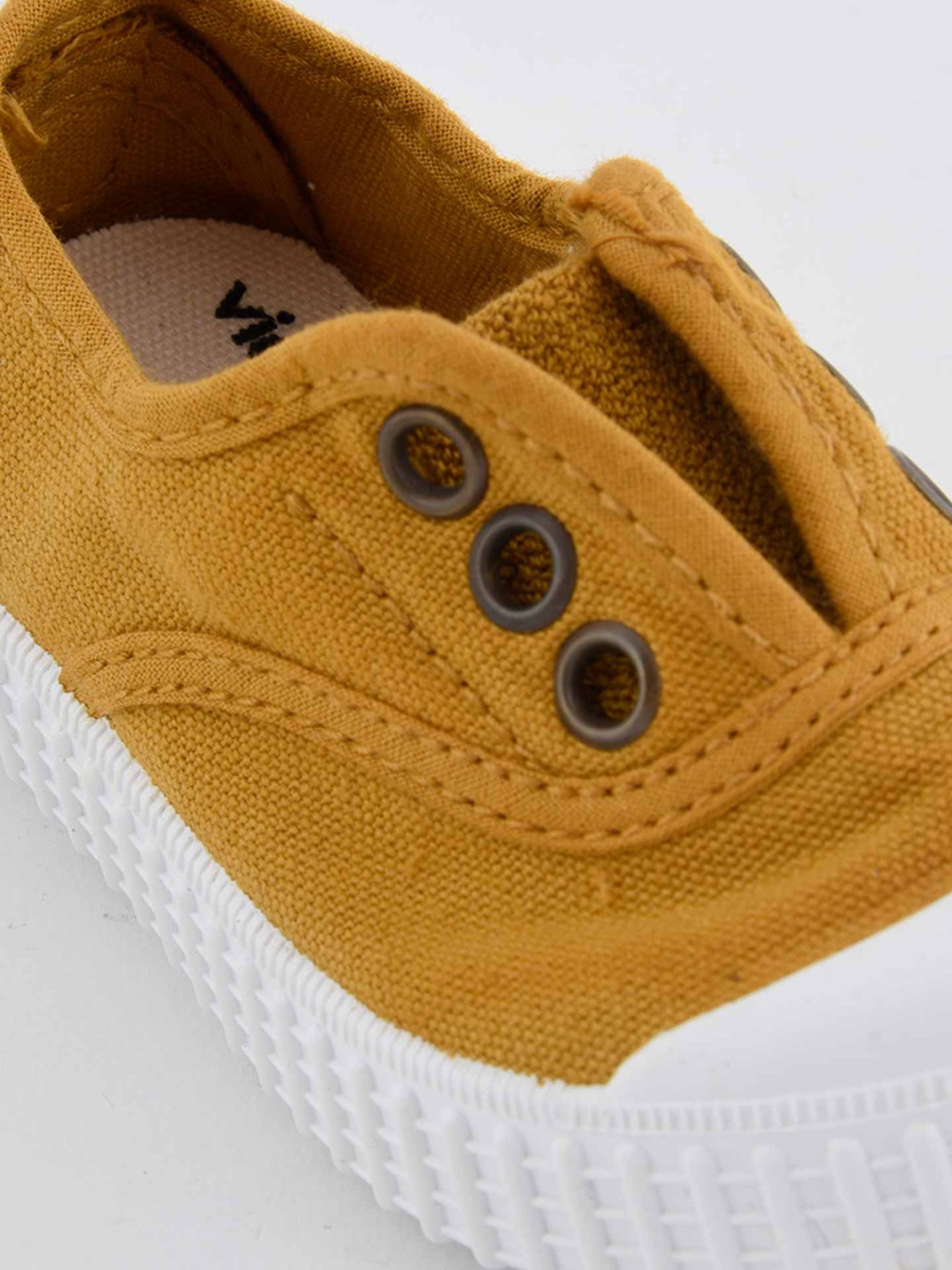 Sapatilhas Efeito Cord�es