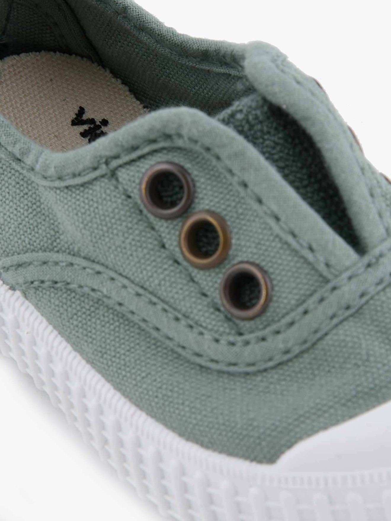 Sapatilhas Efeito Cordões