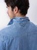 Camisa em Denim