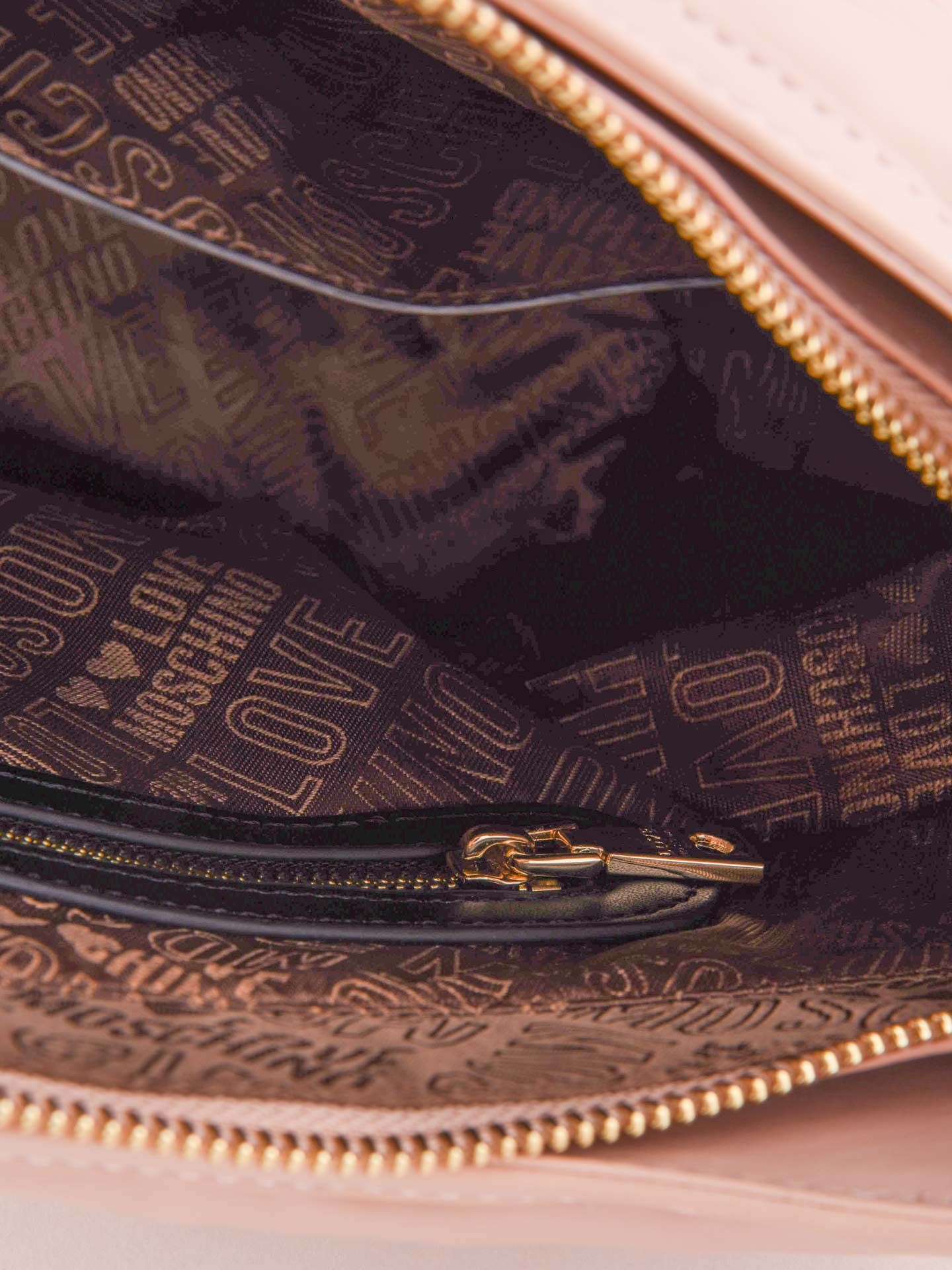 Mala de Ombro com Alça Tiracolo