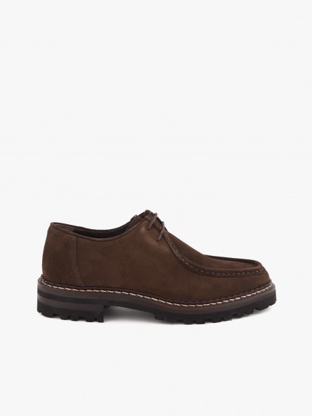 Sapatos em Camura