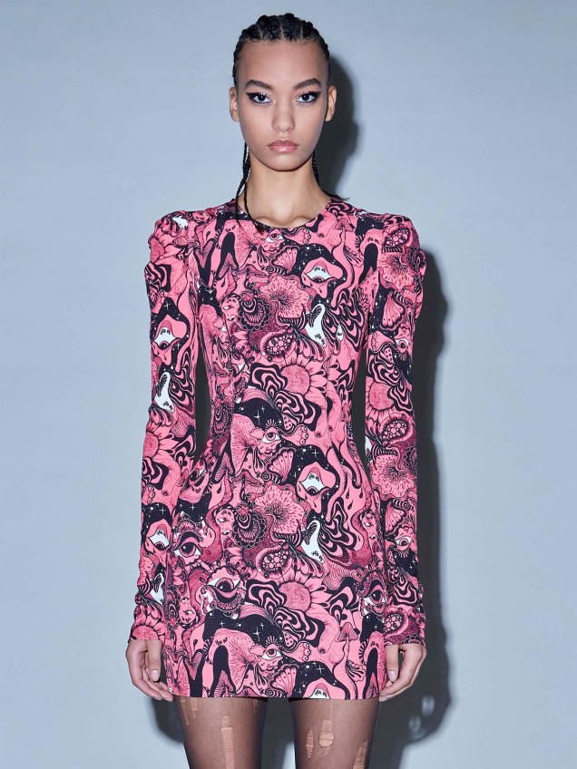 Vestido Curto com Padrão