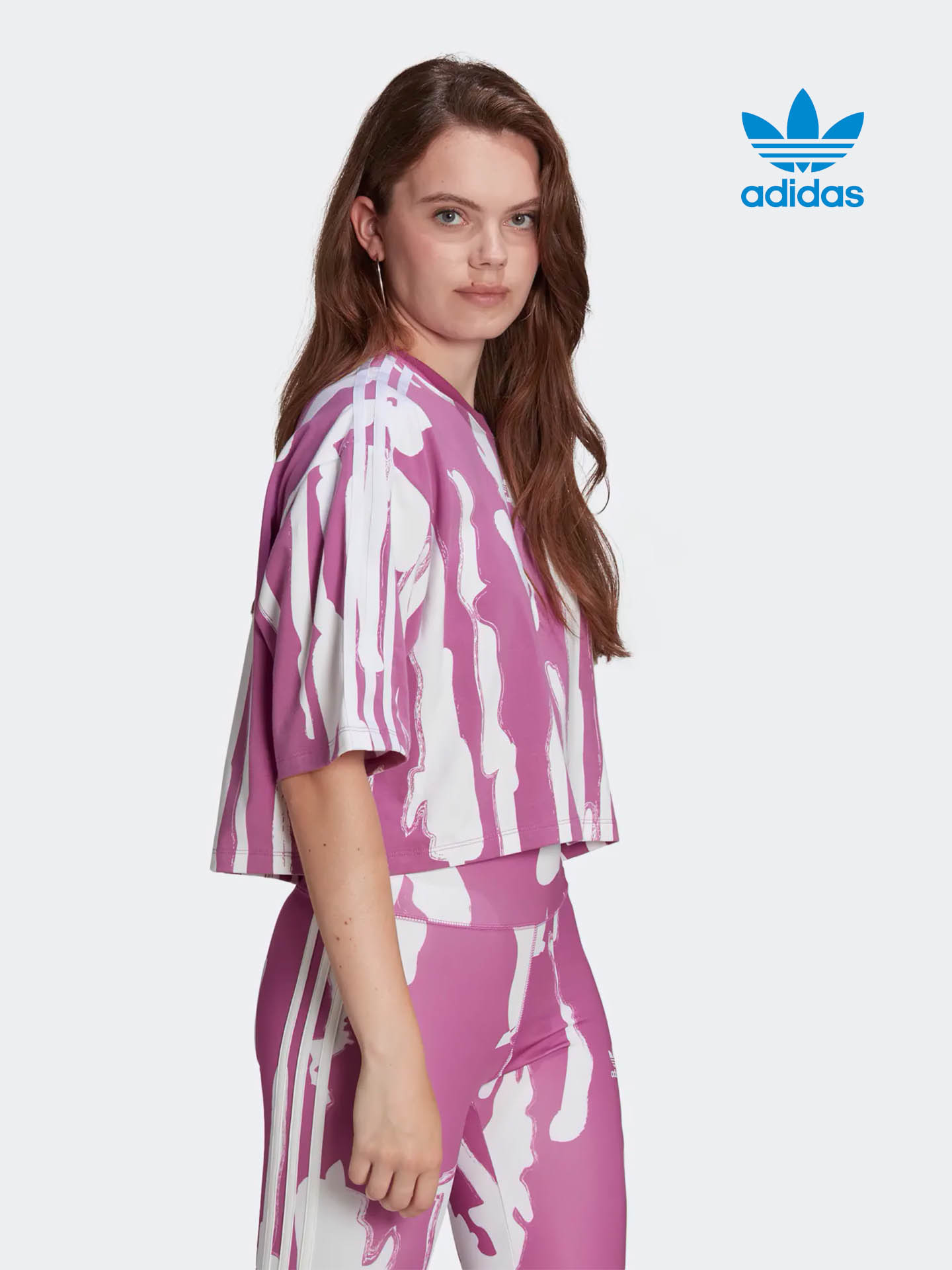 T-Shirt Crooped com Fit