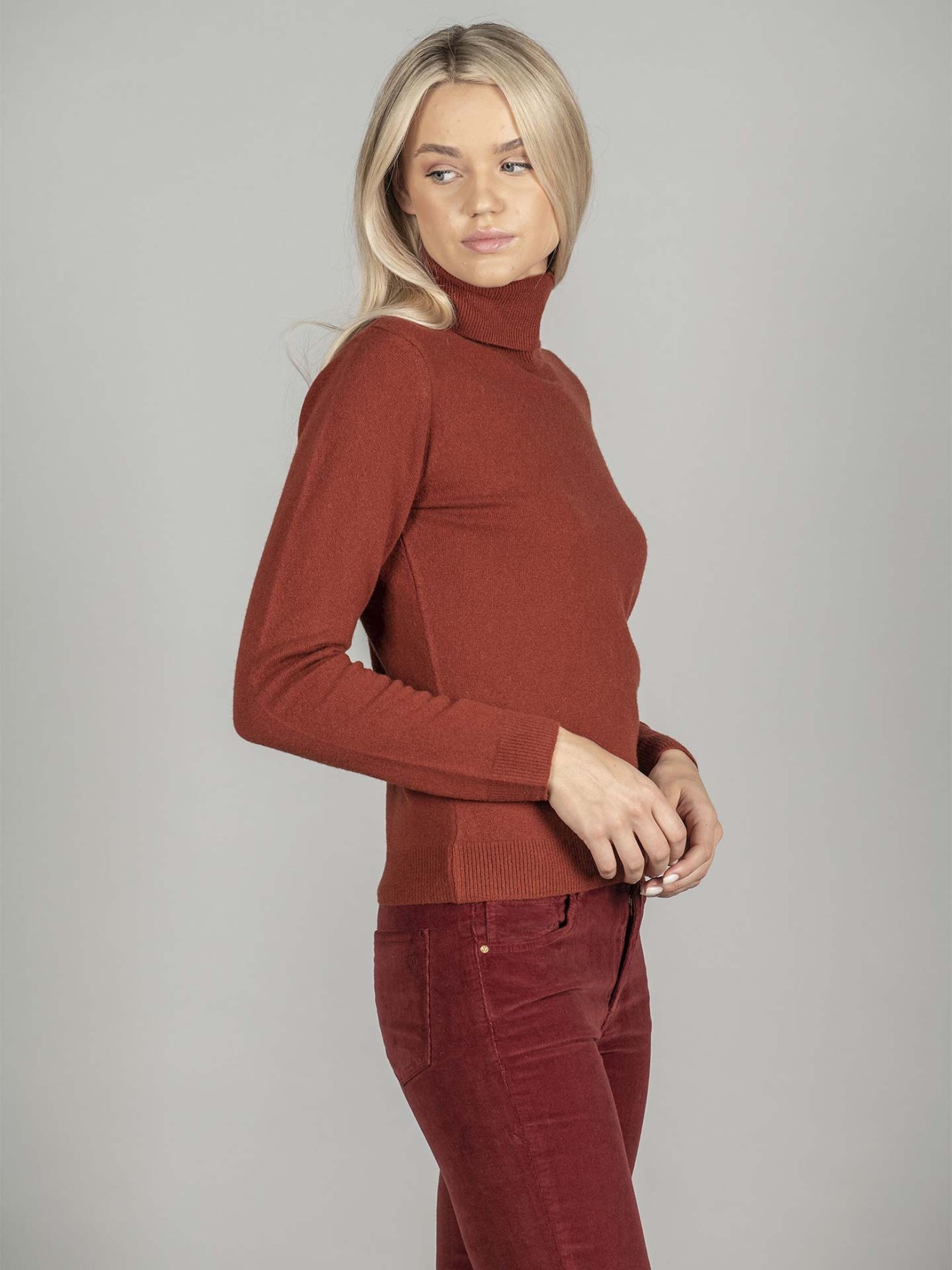 Camisola de Gola Alta