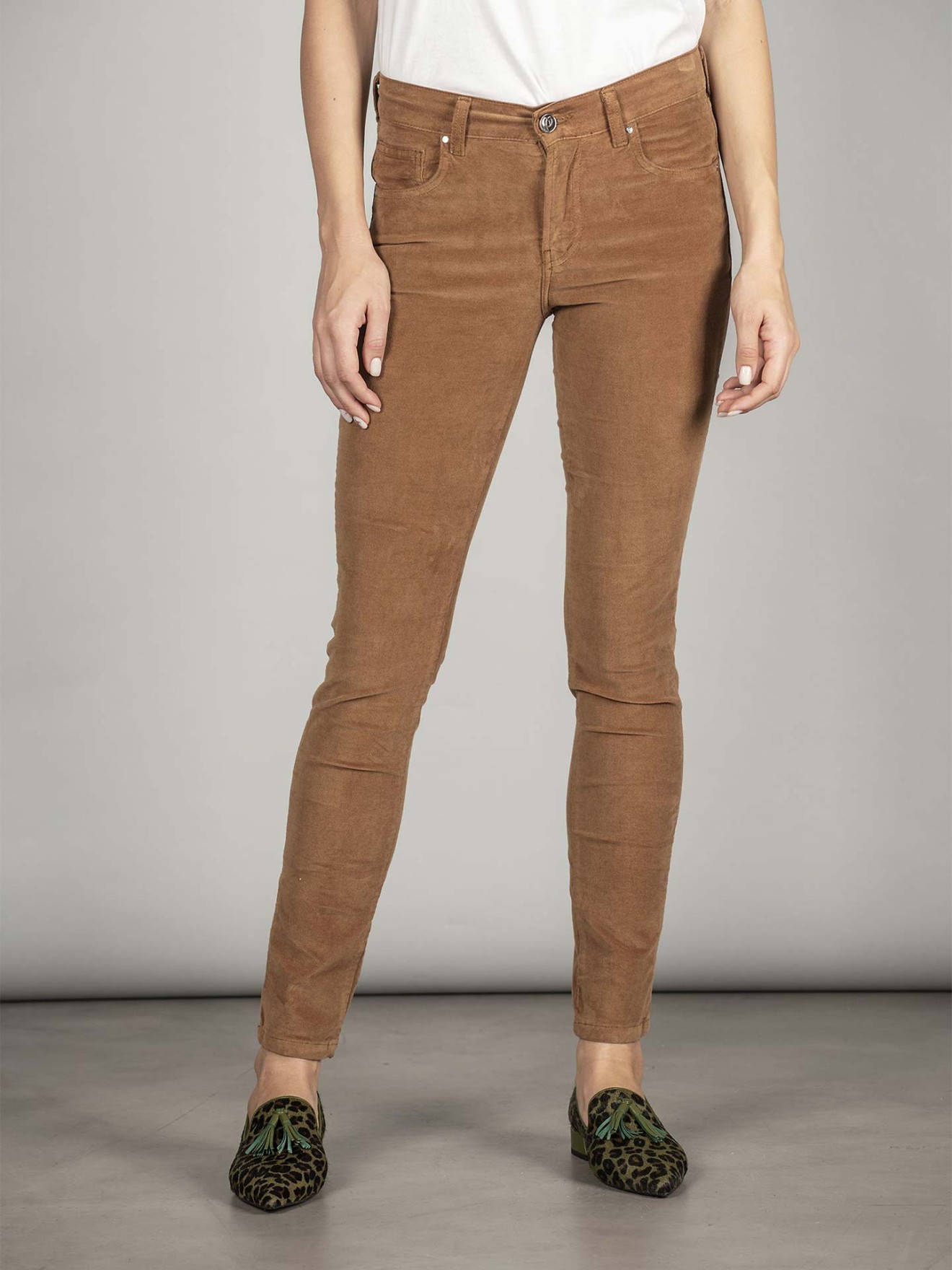 Cal�a skinny fit de bombazina