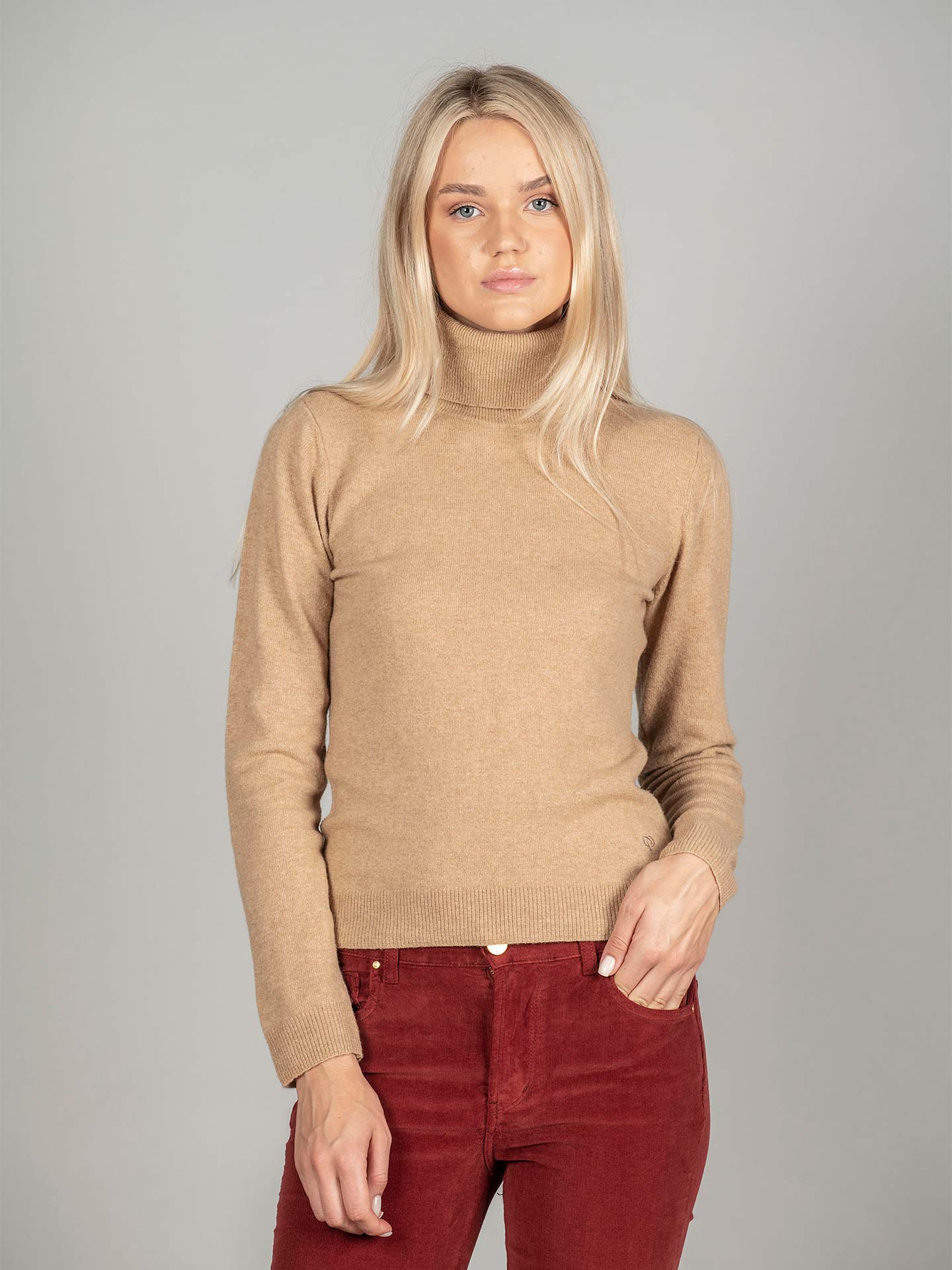 Camisola de Gola Alta