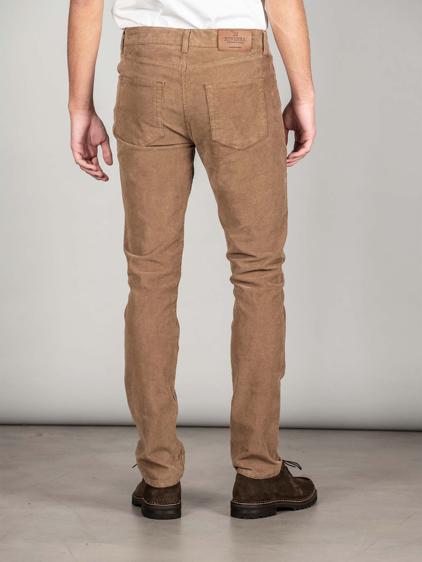 Calças de bombazine