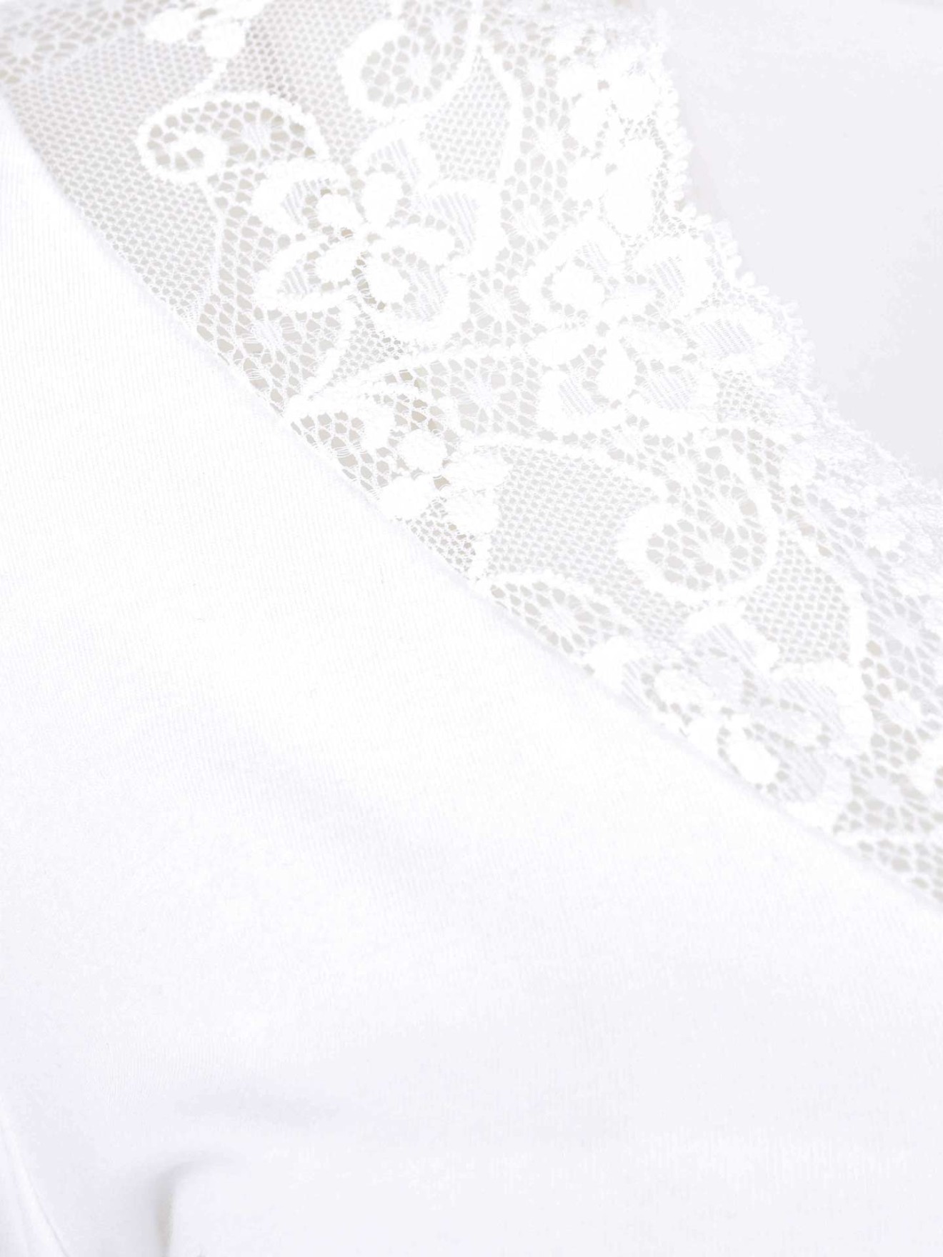 Camisola Interior com Renda