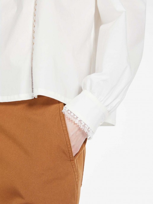 Blusa com Bordado