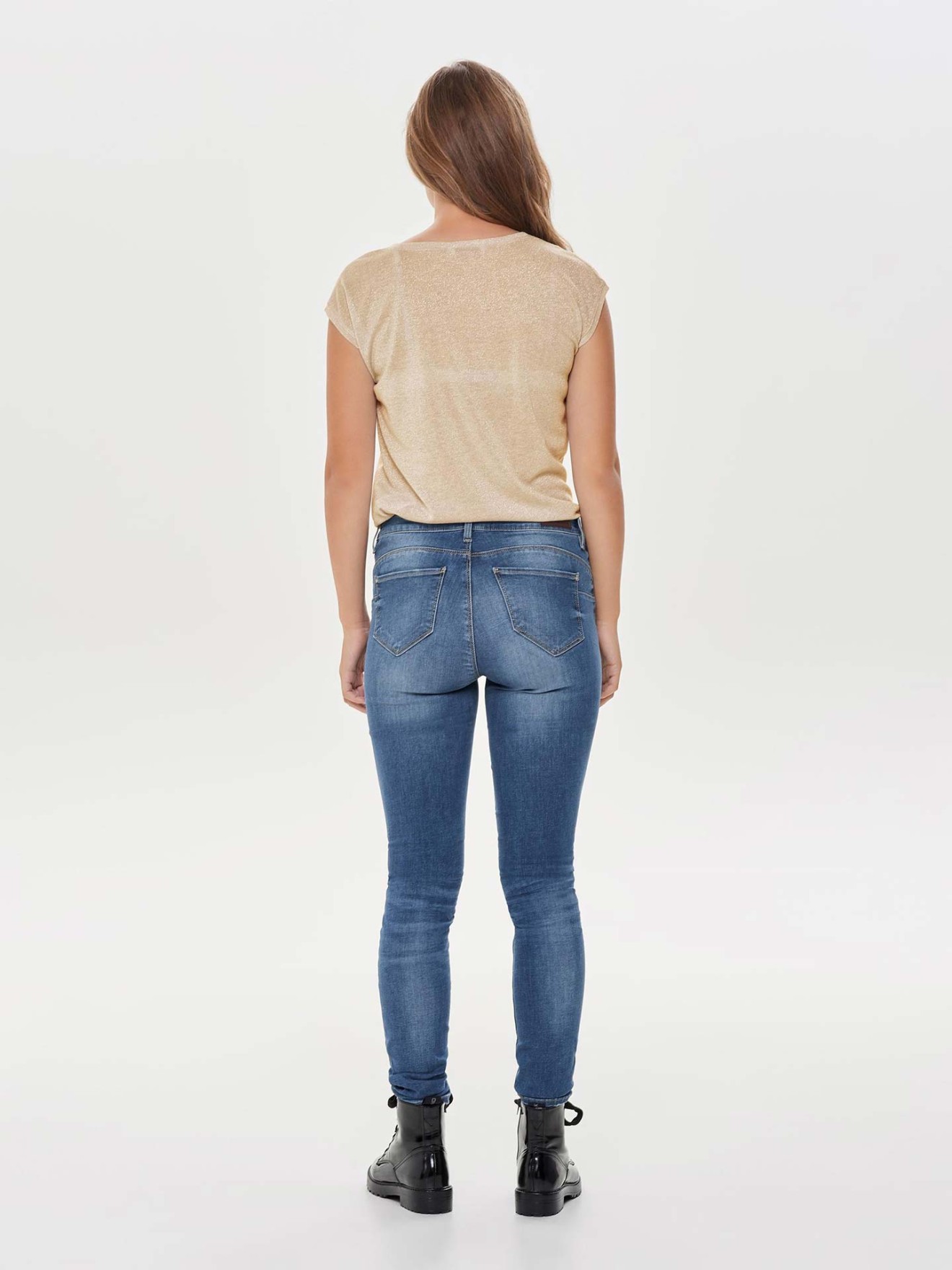 T-shirt com Brilhantes