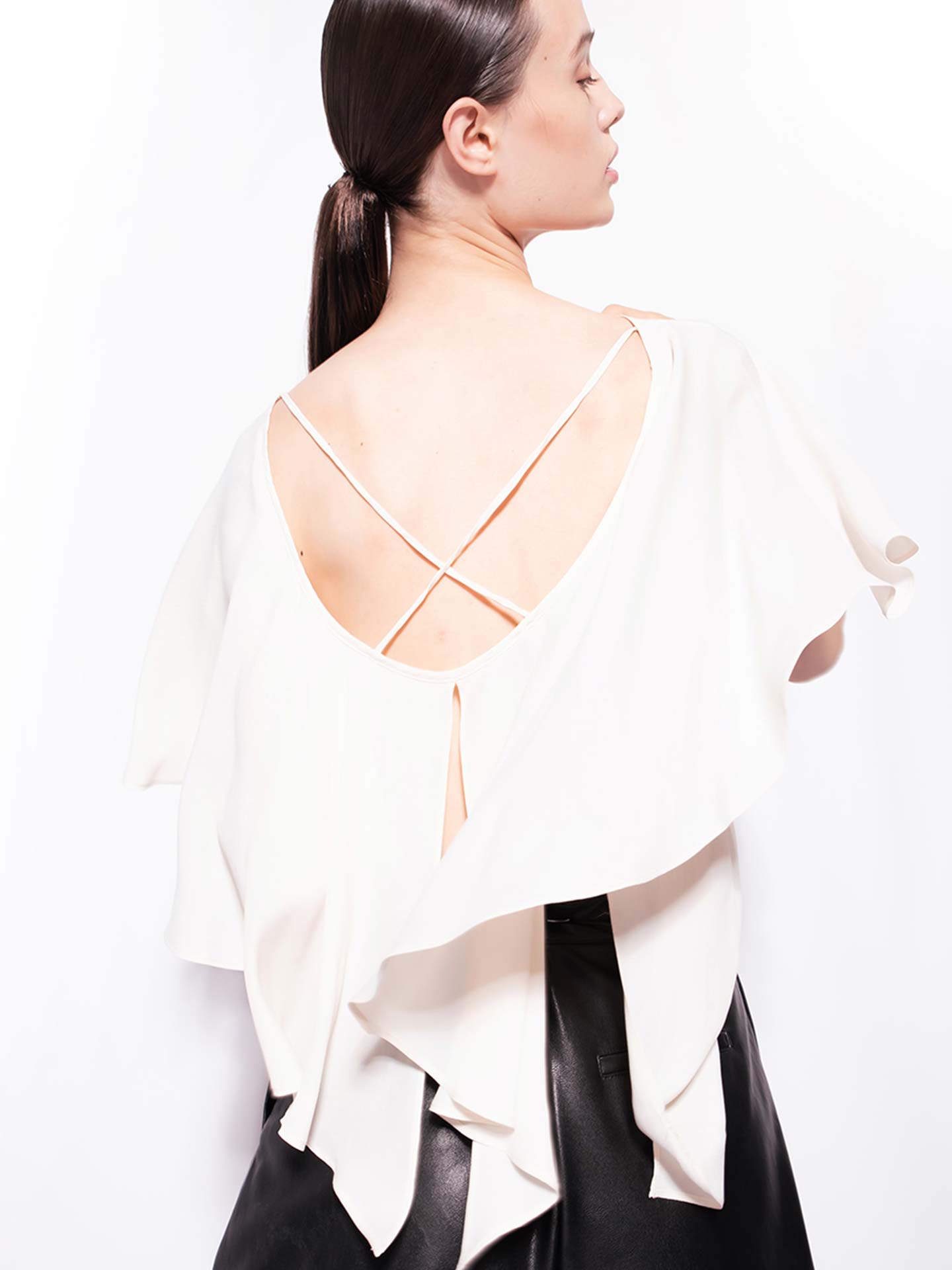 Blusa com Folhos