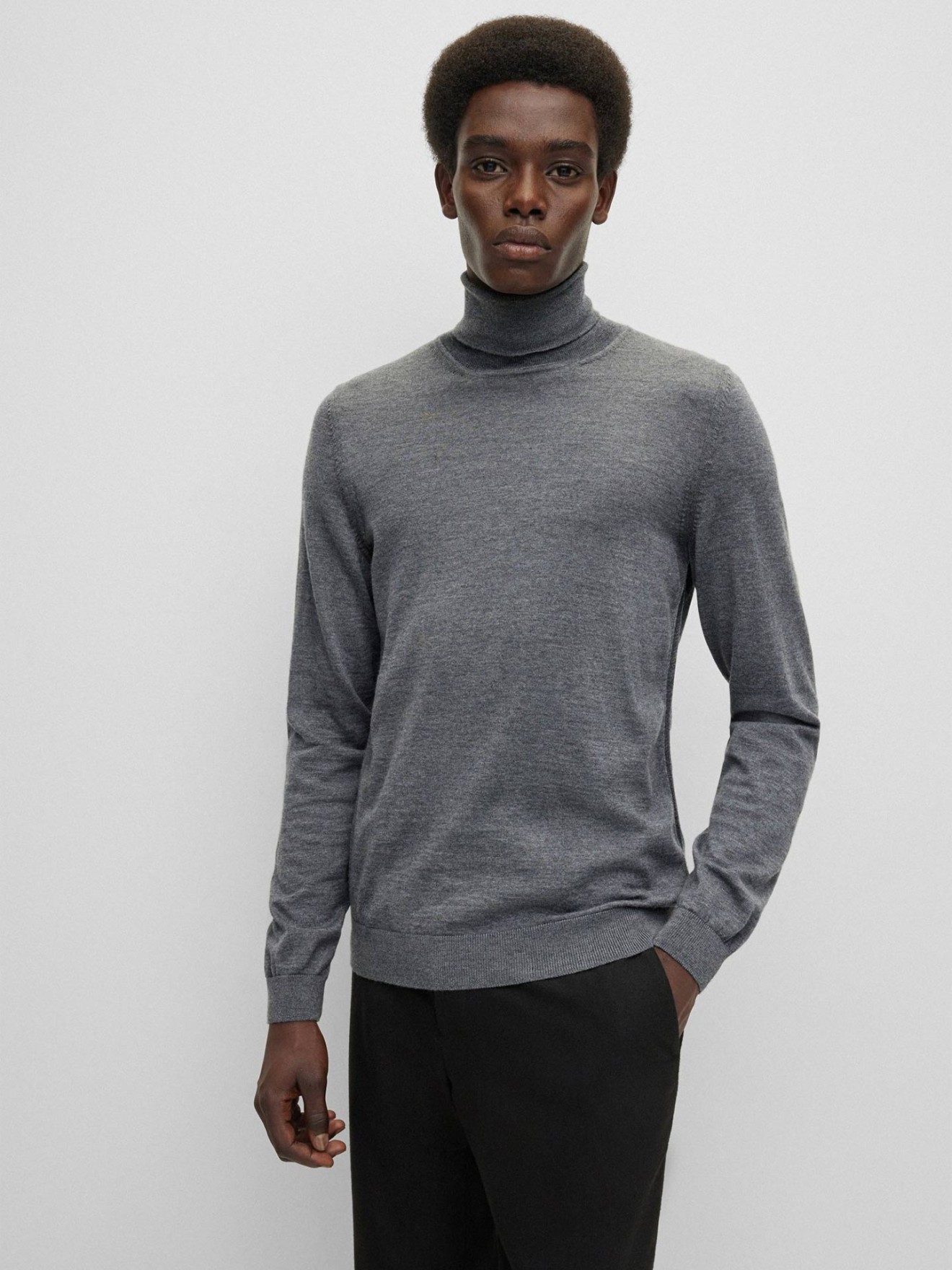 Camisola de Gola Alta Slim FIt