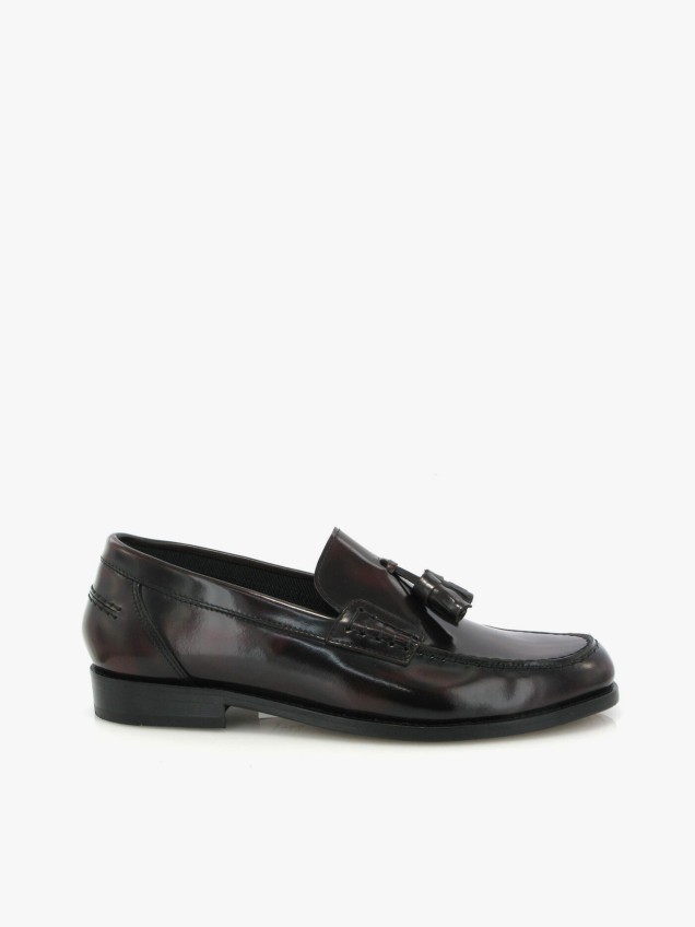 Loafers Boston em Pele Polida Com Borlas