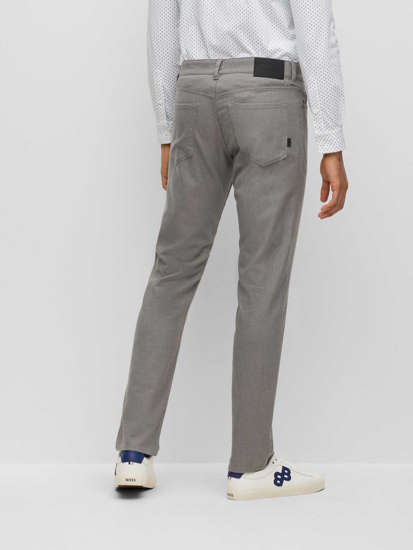 Calças Straight Fit