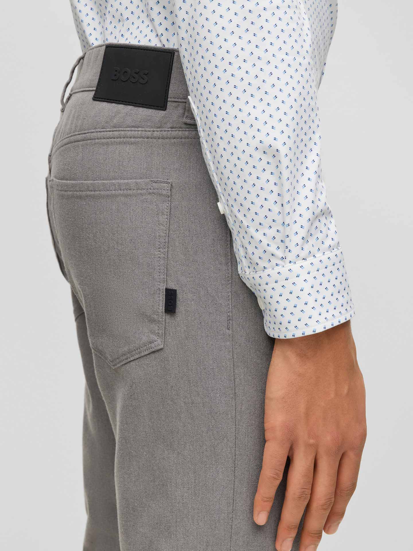 Calças Straight Fit