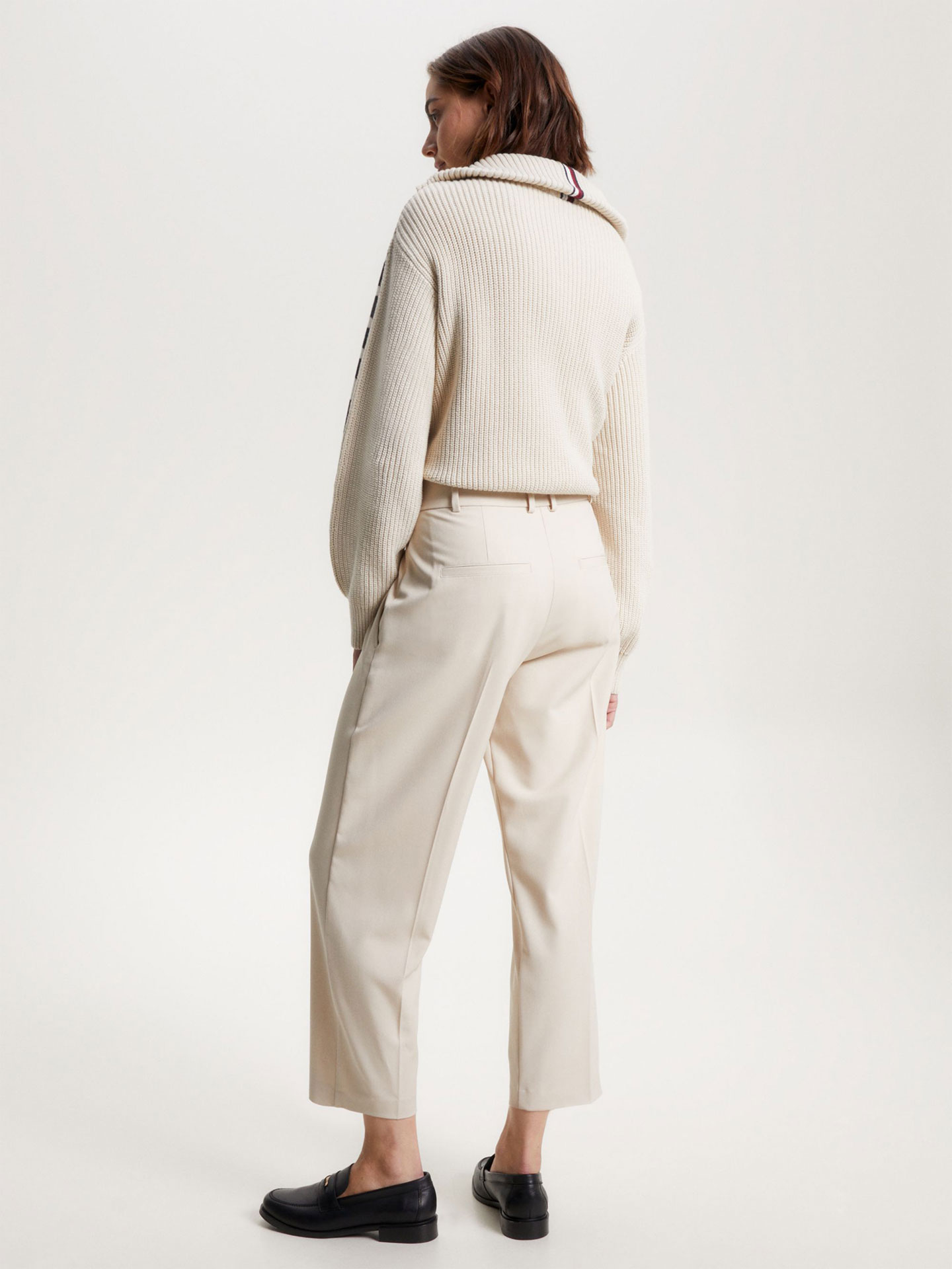 Calças Cropped Fit