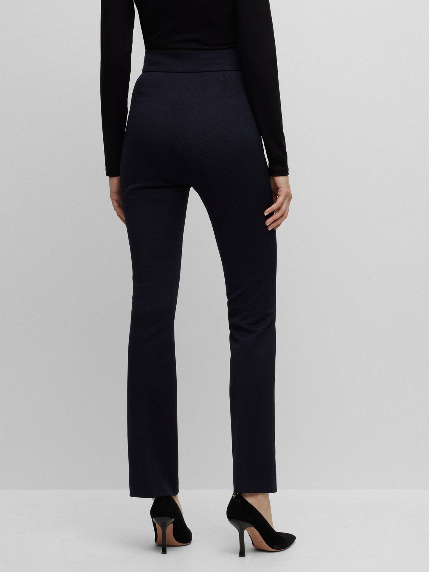 Calças Slim Fit