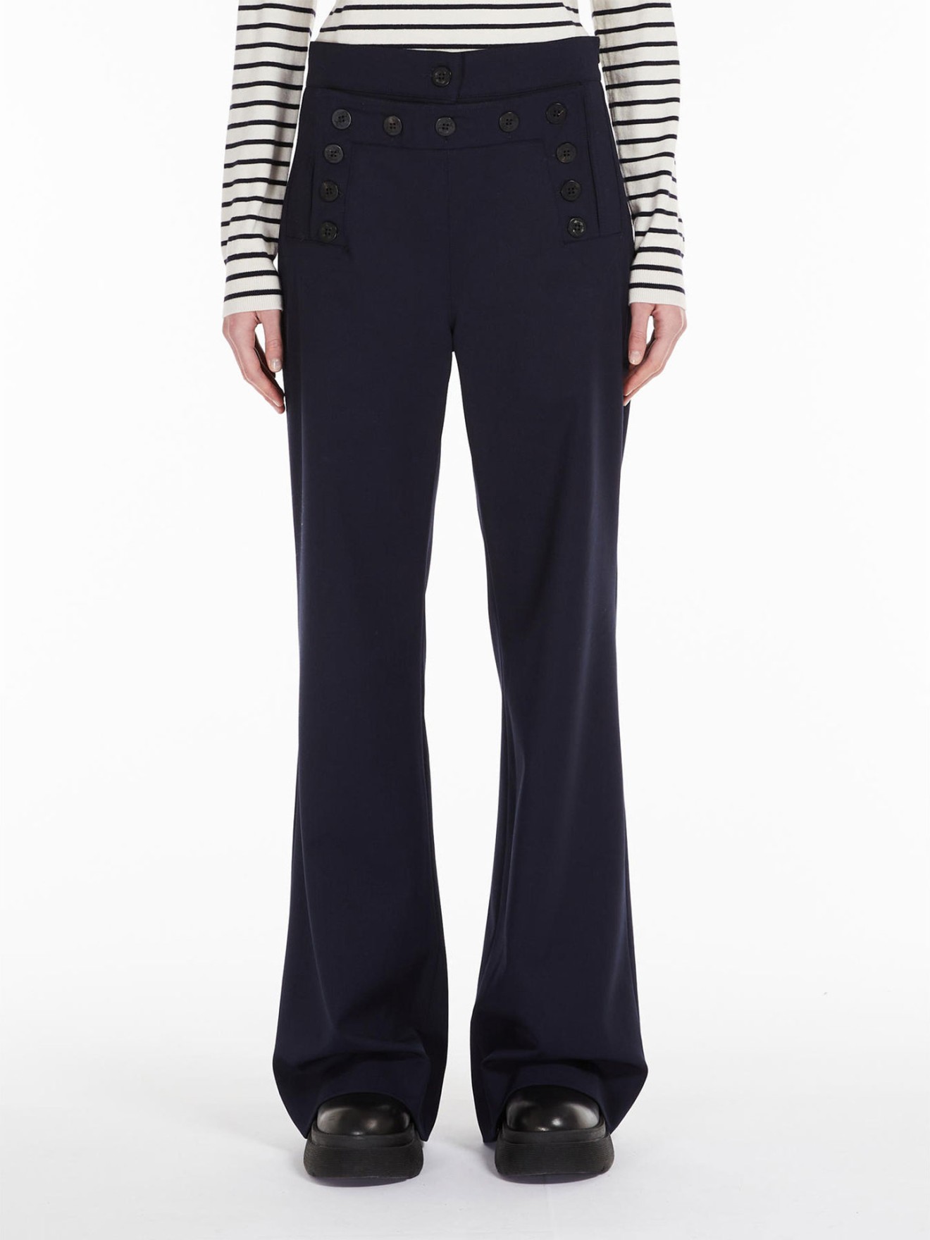 Cal�as Flared Fit
