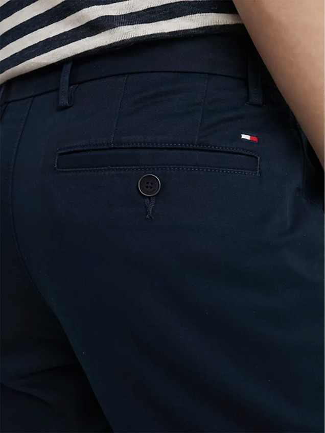 Calças Straight Fit