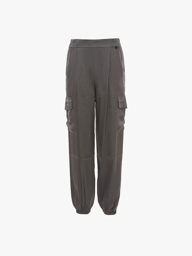 Cal�as Crago Fit