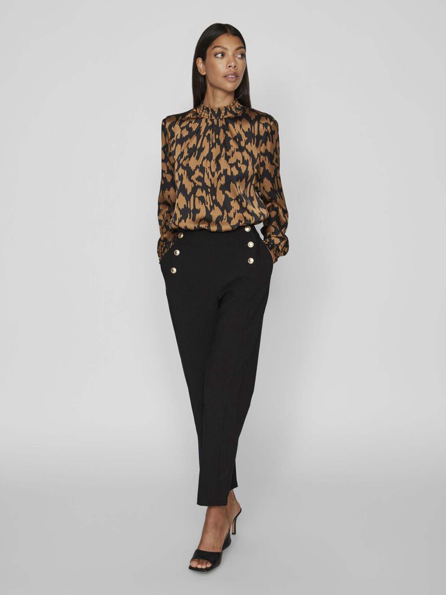 Calças Straight Fit