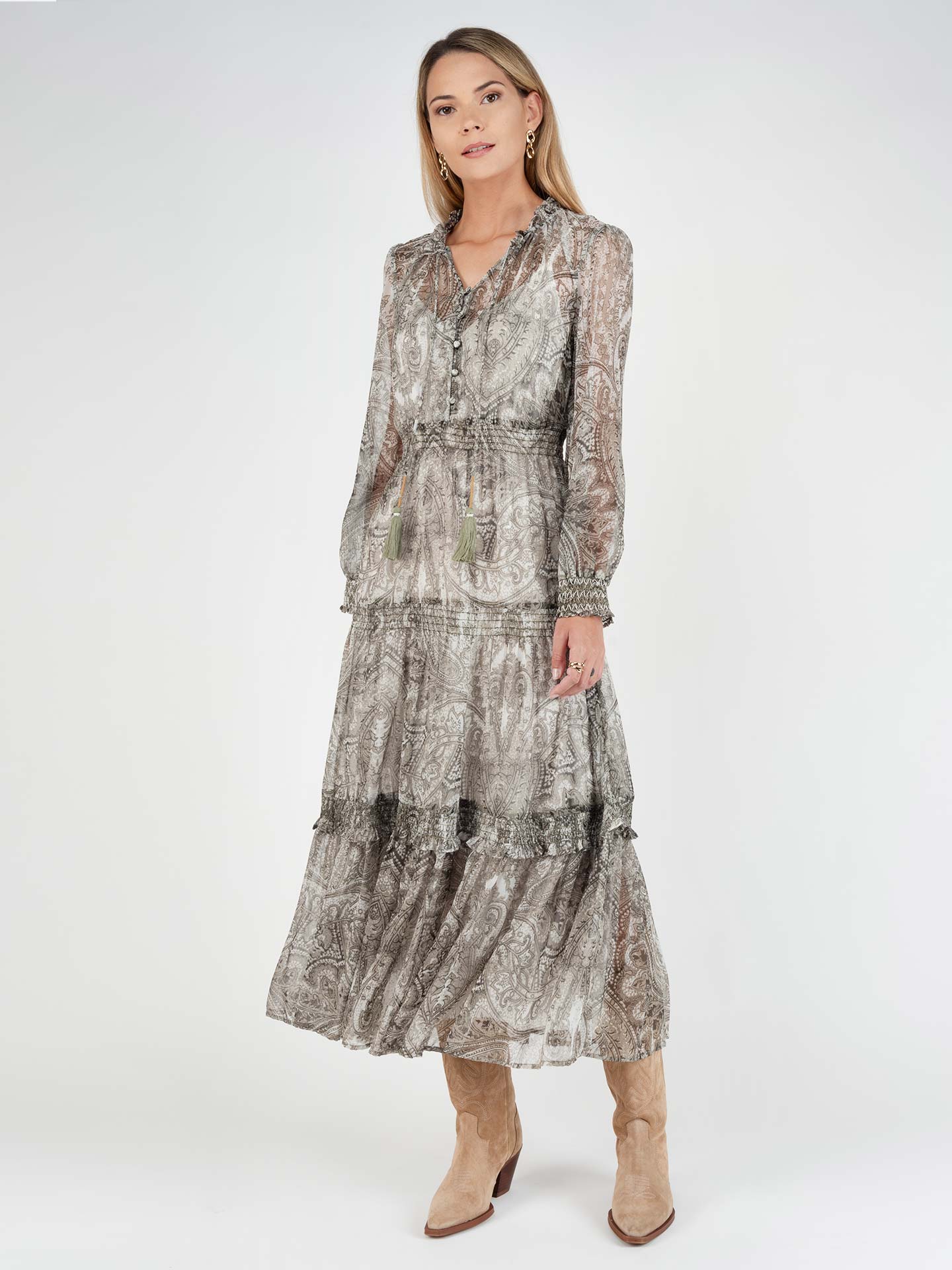 Vestido com Padrão