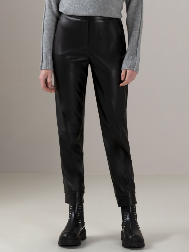 Cal�as Straight Fit