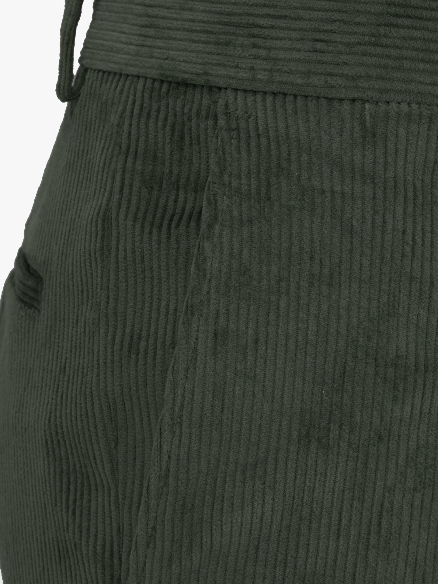 Calças de Bombazine