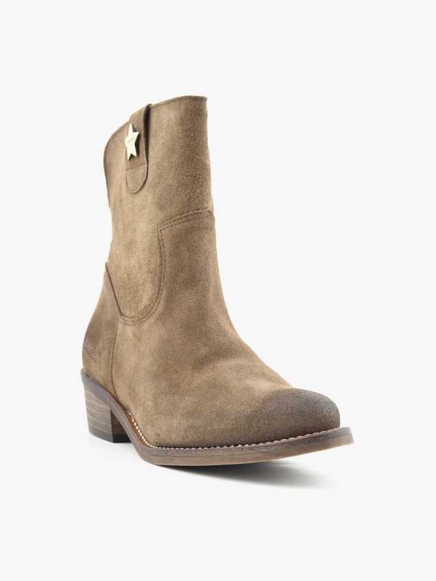 Botas em Suede