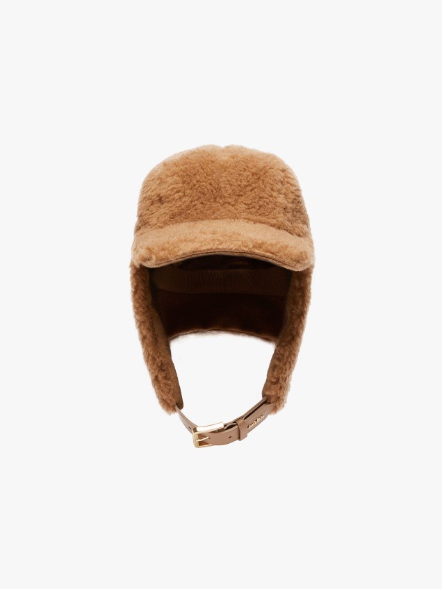 Bon� de Pelo de Camelo