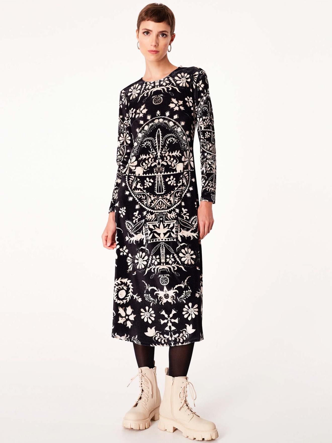 Vestido com Padr�o