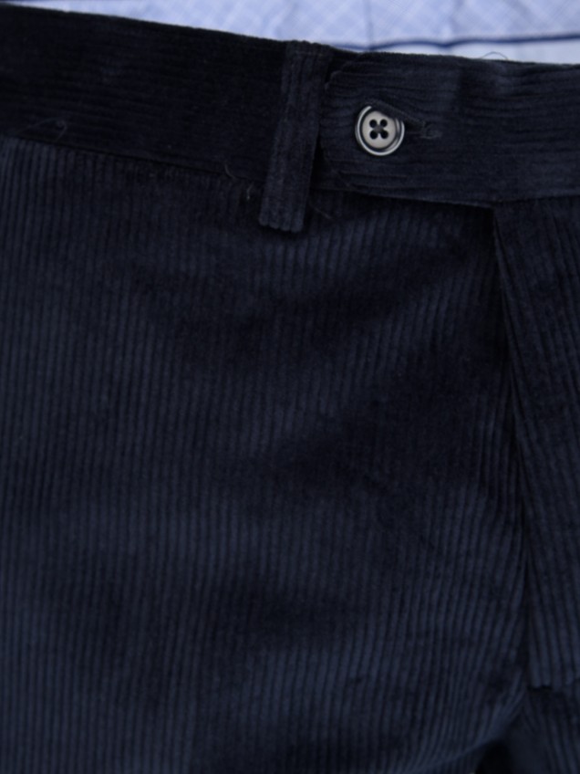 Calças de Bombazina