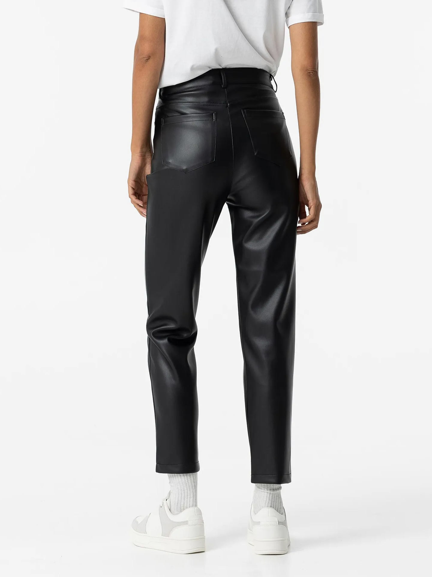 Calça Efeito Pele
