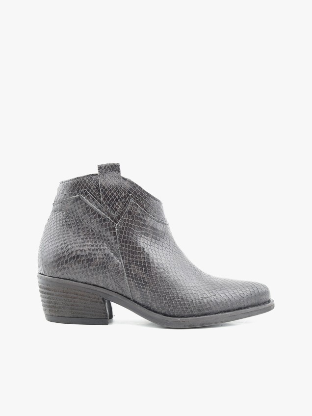 Botins de Salto Alto