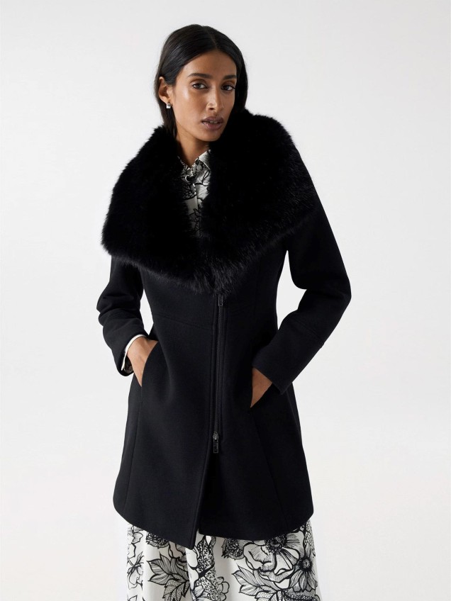 Casaco com Gola de Pelo